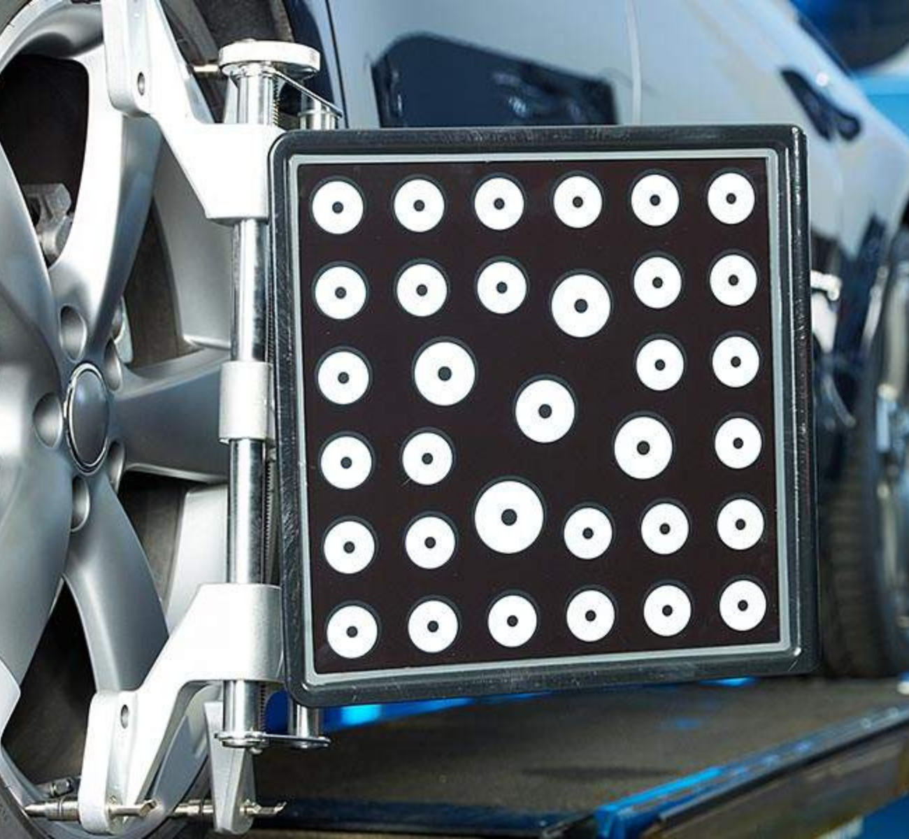 gutachter-stark-kfz-gutachter-schadensgutachten-achsvermessung